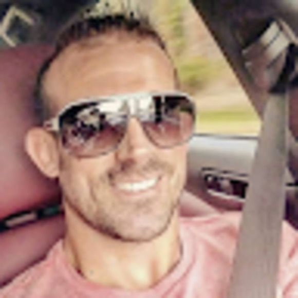 Meet your Posher, Jonathan - Picture 1 of 1